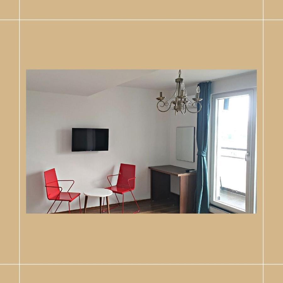 Pristina Newborn Rooms Exterior foto